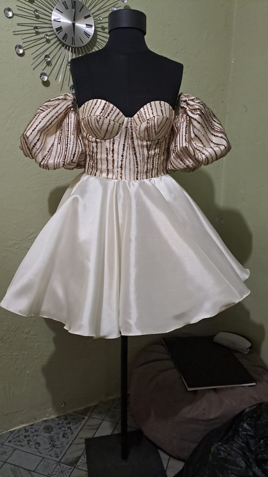 Jane.M tailor-made puff sleeve occasion dress in Maseru